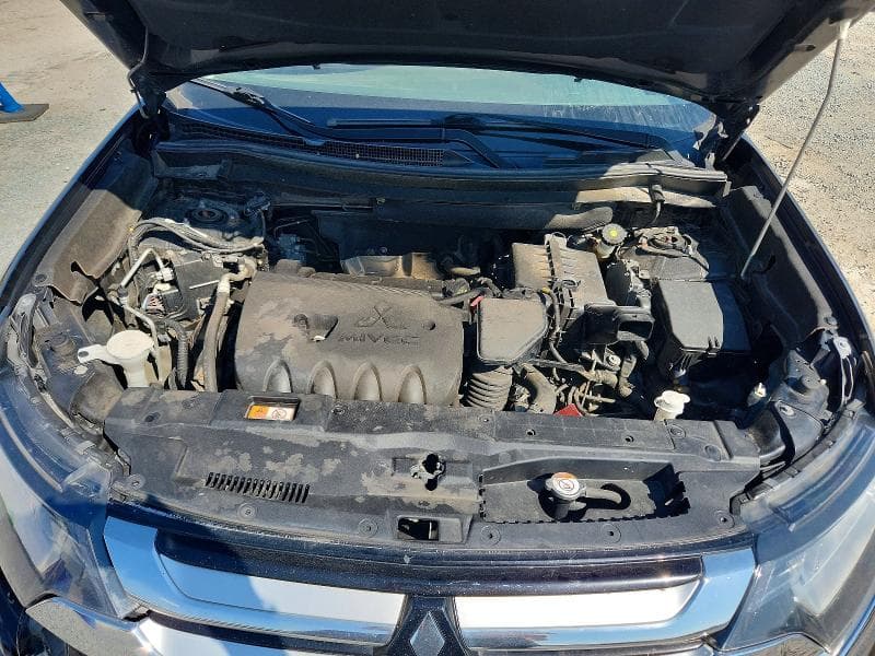 2018 MITSUBISHI OUTLANDER SE 12