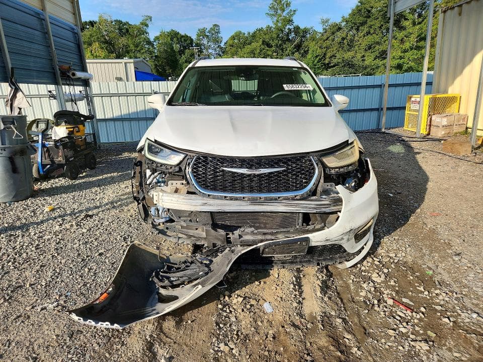 2022 CHRYSLER PACIFICA TOURING L 5