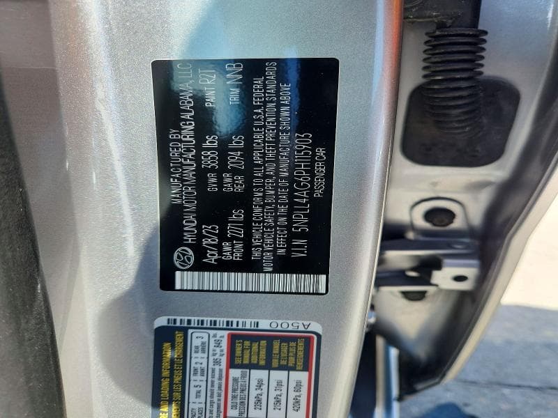 2023 HYUNDAI ELANTRA SE 12