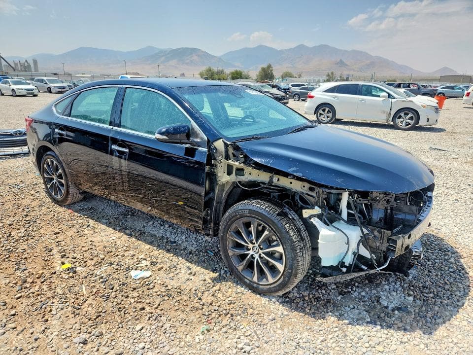 2017 TOYOTA AVALON XLE 4
