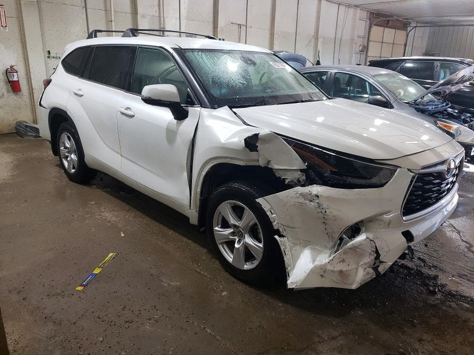 2022 TOYOTA HIGHLANDER L 4