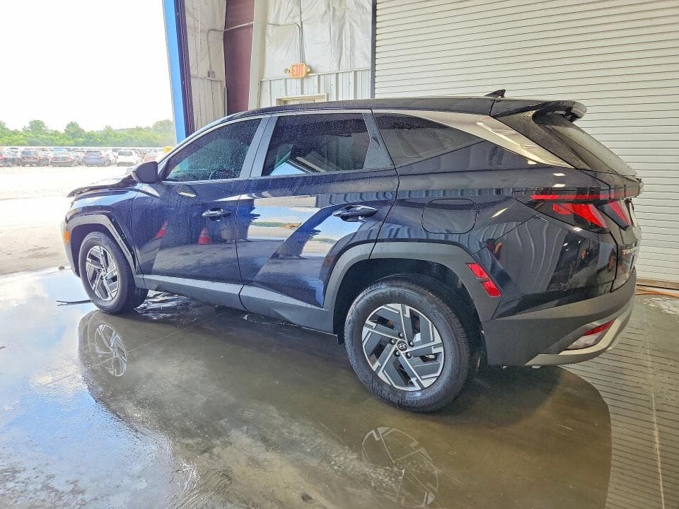 2026 HYUNDAI TUCSON BLUE SE 2