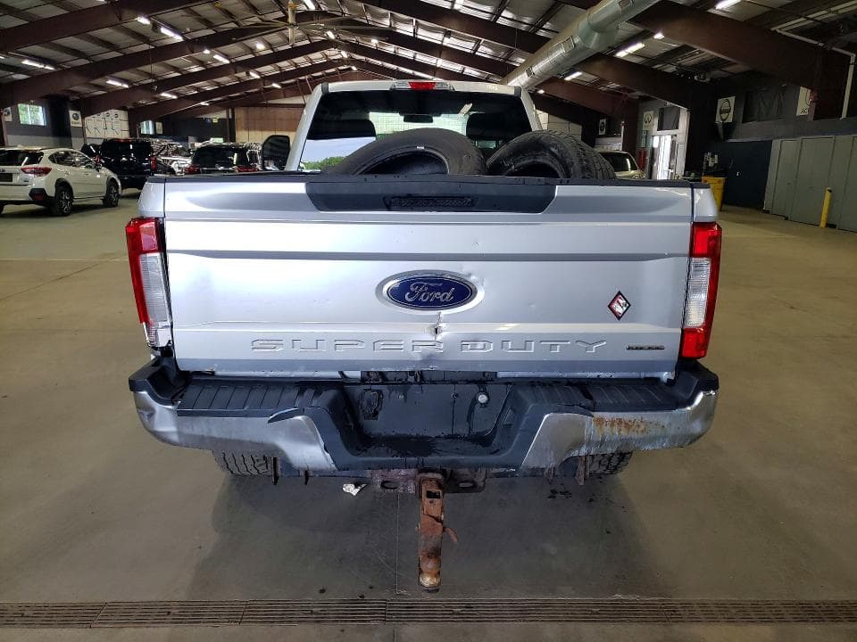 2017 FORD F350 6