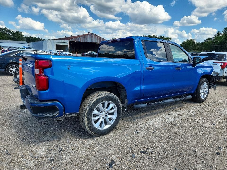 2023 CHEVROLET SILVERADO C1500 CUSTOM 3
