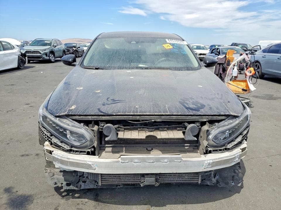 2018 HONDA ACCORD LX 5