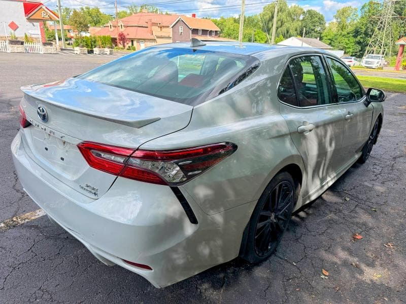 2024 TOYOTA CAMRY XSE 3