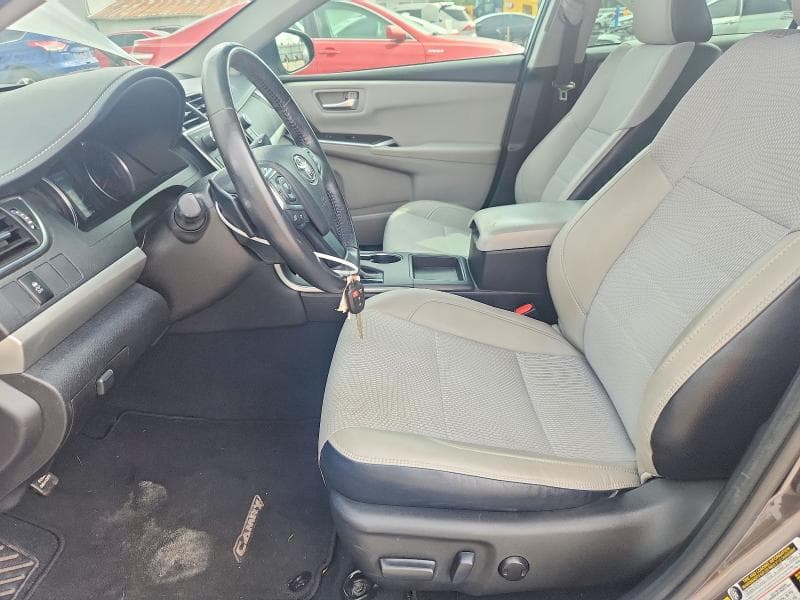 2017 TOYOTA CAMRY SE 7