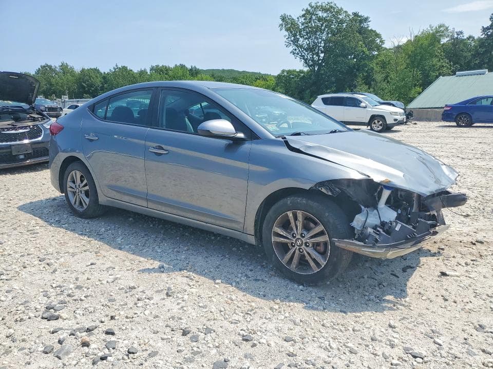 2018 HYUNDAI ELANTRA SEL 4