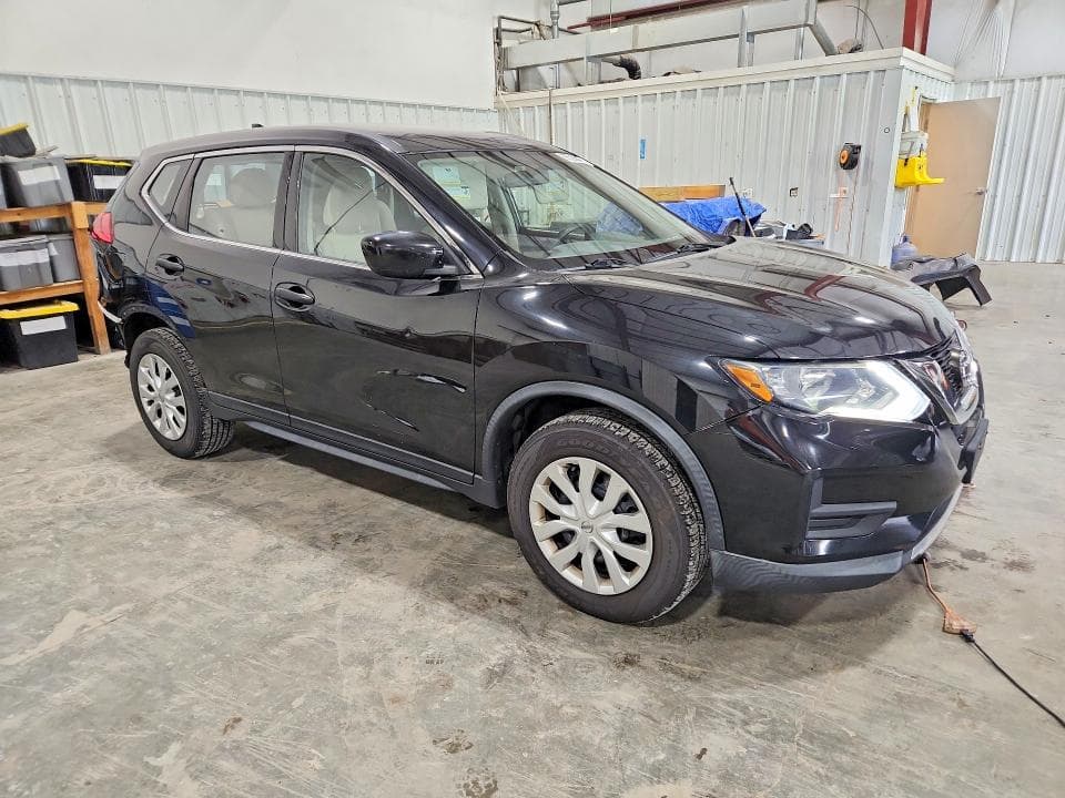 2017 NISSAN ROGUE S 4
