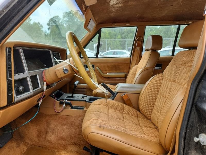 1985 JEEP CHEROKEE LAREDO 7