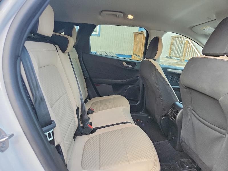 2021 FORD ESCAPE SE 11