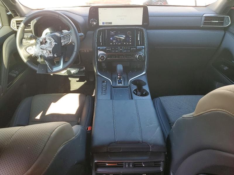 2025 LEXUS LX 700H OVERTRAIL 8