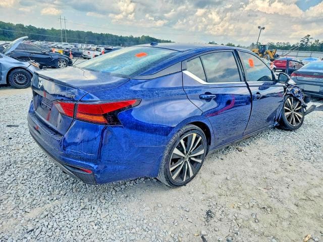 2019 NISSAN ALTIMA SR 3