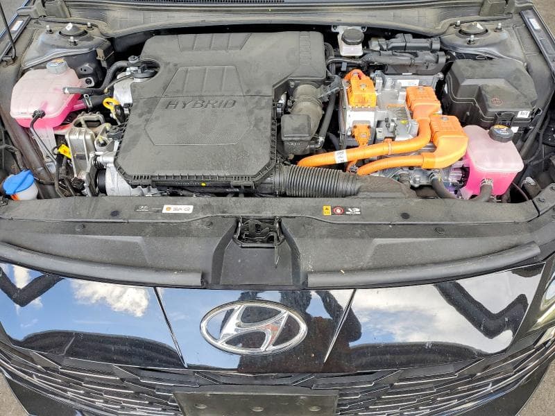 2023 HYUNDAI ELANTRA LIMITED 11