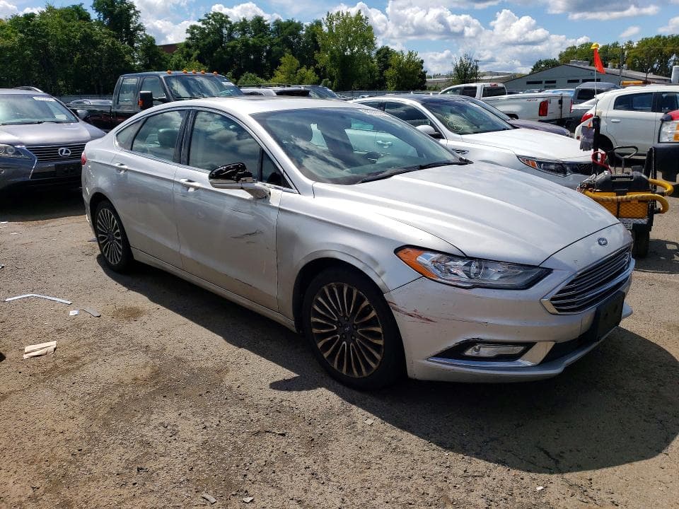 2017 FORD FUSION SE 4