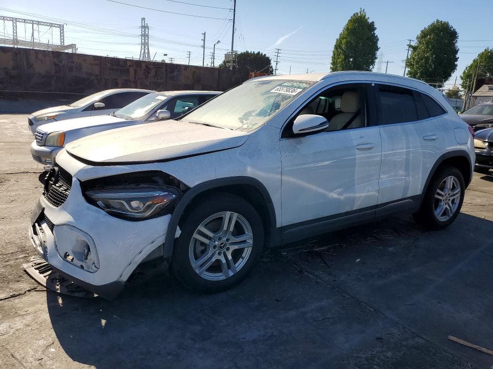2021 MERCEDES-BENZ GLA 250 - 1