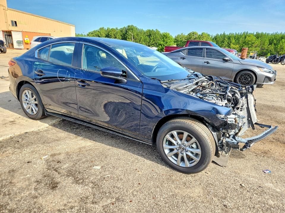 2026 MAZDA 3 4