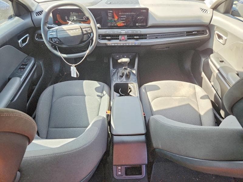 2025 KIA K4 LXS 8