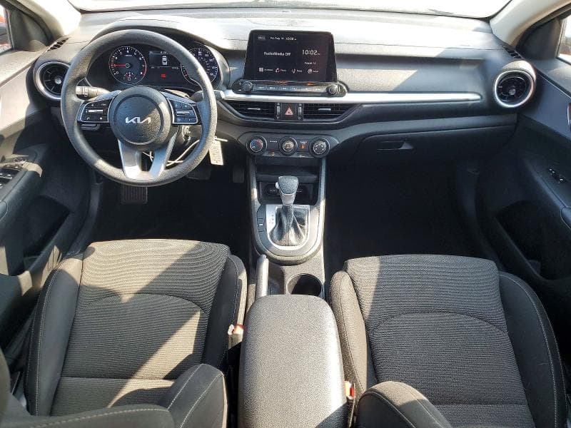 2022 KIA FORTE LXS 8
