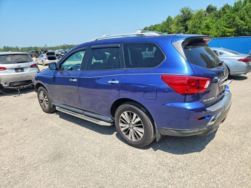 2017 NISSAN PATHFINDER SV 2