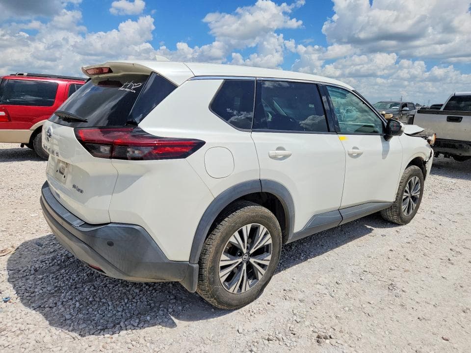 2021 NISSAN ROGUE SV 3