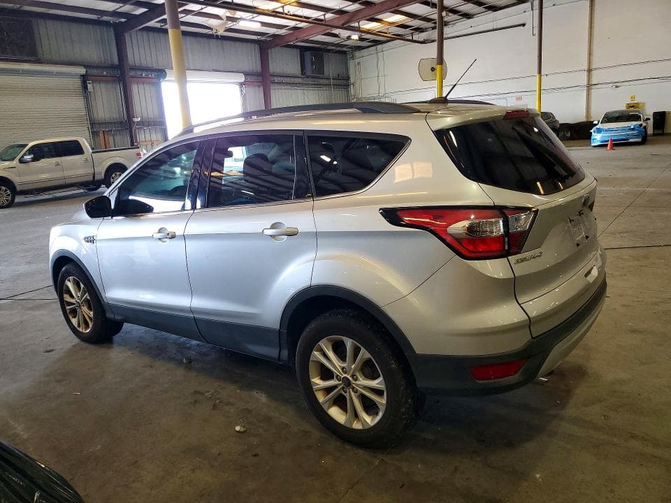 2018 FORD ESCAPE SE 2