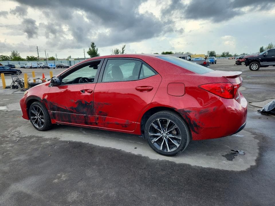 2017 TOYOTA COROLLA SE 2