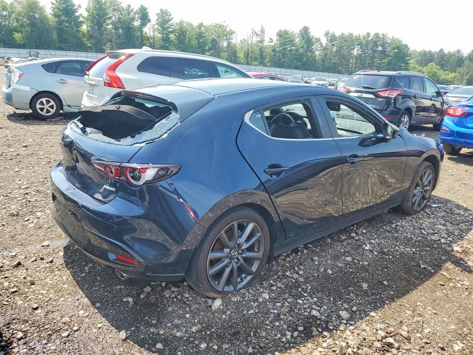 2023 MAZDA 3 PREFERRED 3