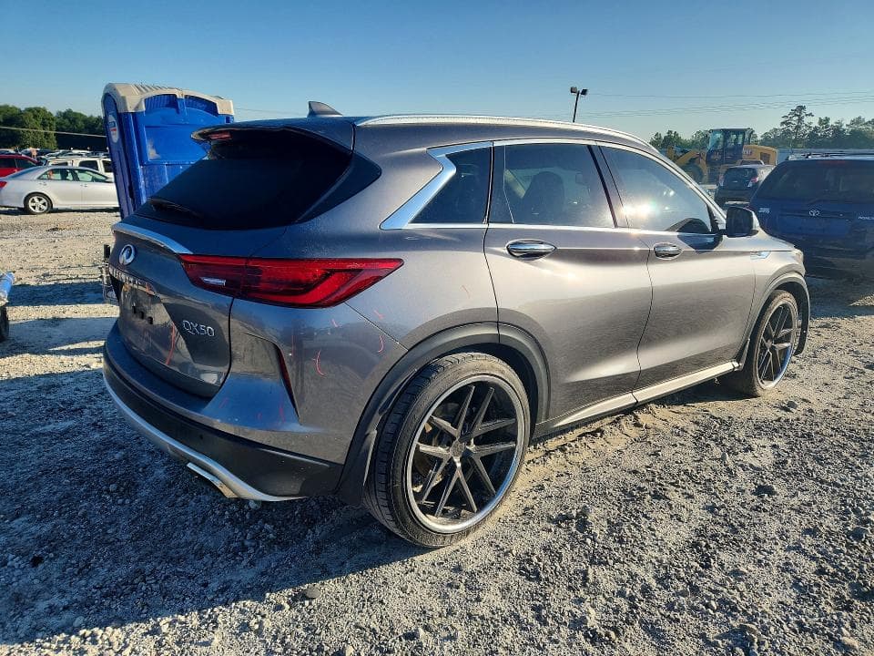 2019 INFINITI QX50 ESSENTIAL 3