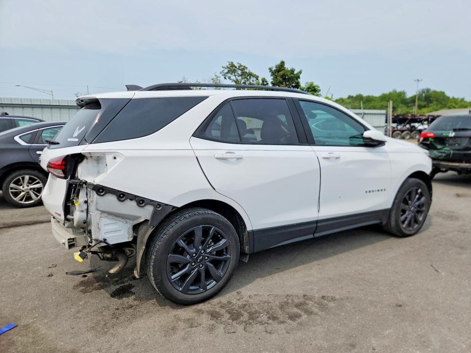 2024 CHEVROLET EQUINOX RS 3