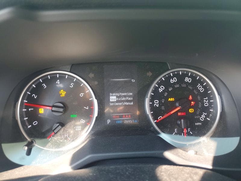 2022 TOYOTA RAV4 XLE 9