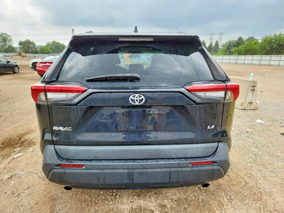 2021 TOYOTA RAV4 LE 6