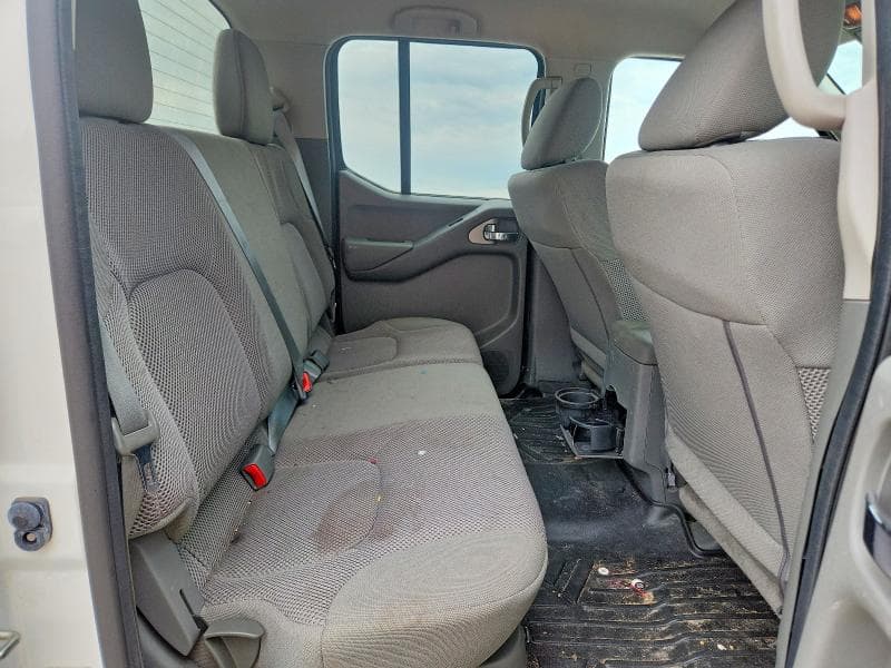 2020 NISSAN FRONTIER S 10