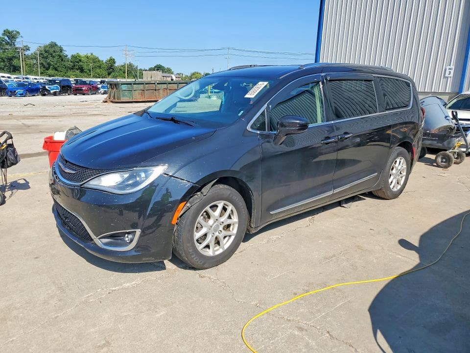 2020 CHRYSLER PACIFICA TOURING L - 1
