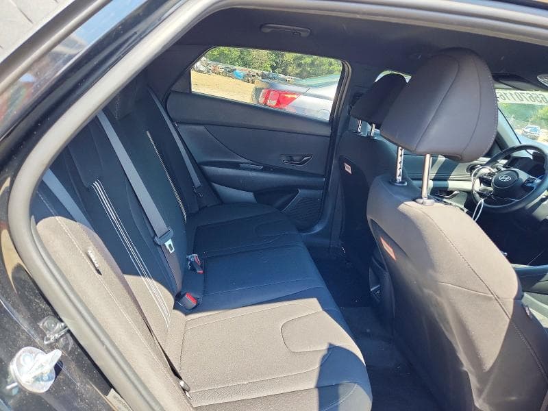2025 HYUNDAI ELANTRA SEL SPORT 10