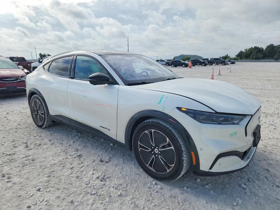 2023 FORD MUSTANG MACH-E PREMIUM 4