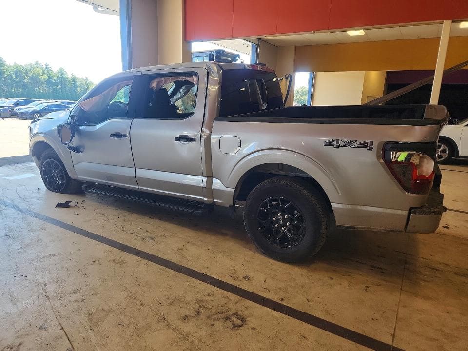 2025 FORD F150 XLT 2