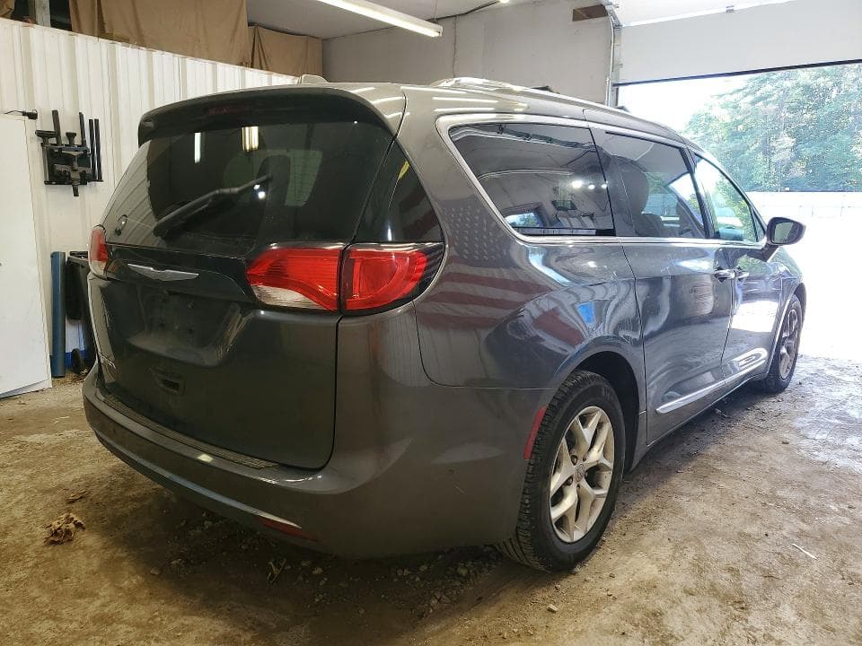 2017 CHRYSLER PACIFICA TOURING L PLUS 3