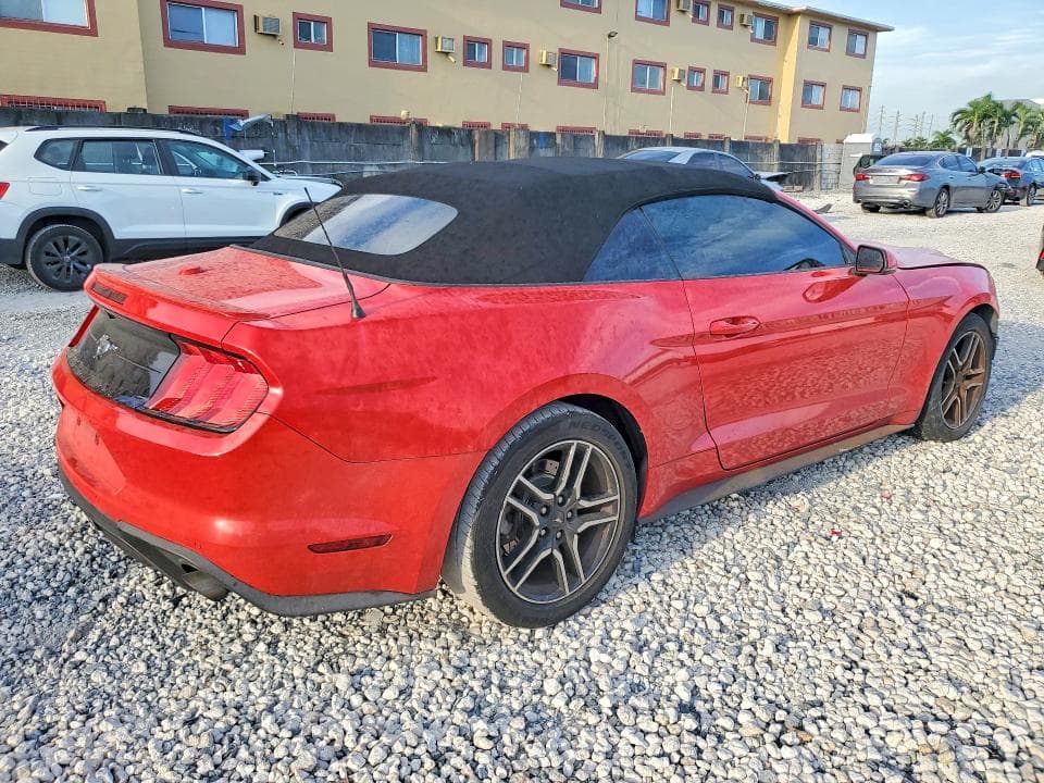 2020 FORD MUSTANG 3