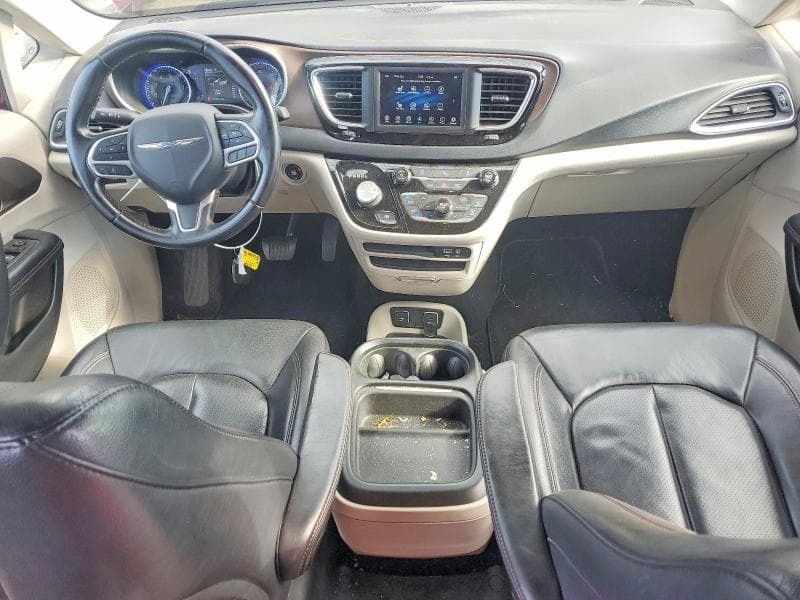 2018 CHRYSLER PACIFICA TOURING L 8