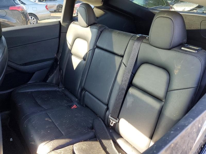 2022 TESLA MODEL Y 10