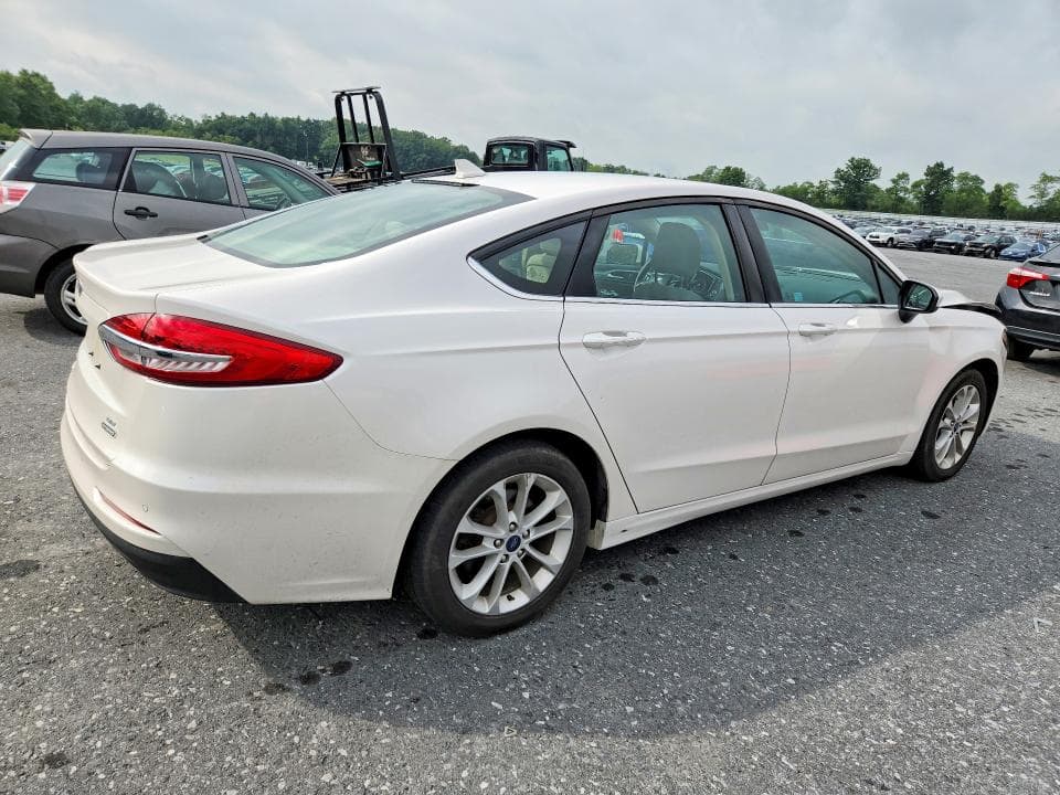 2020 FORD FUSION SE 3