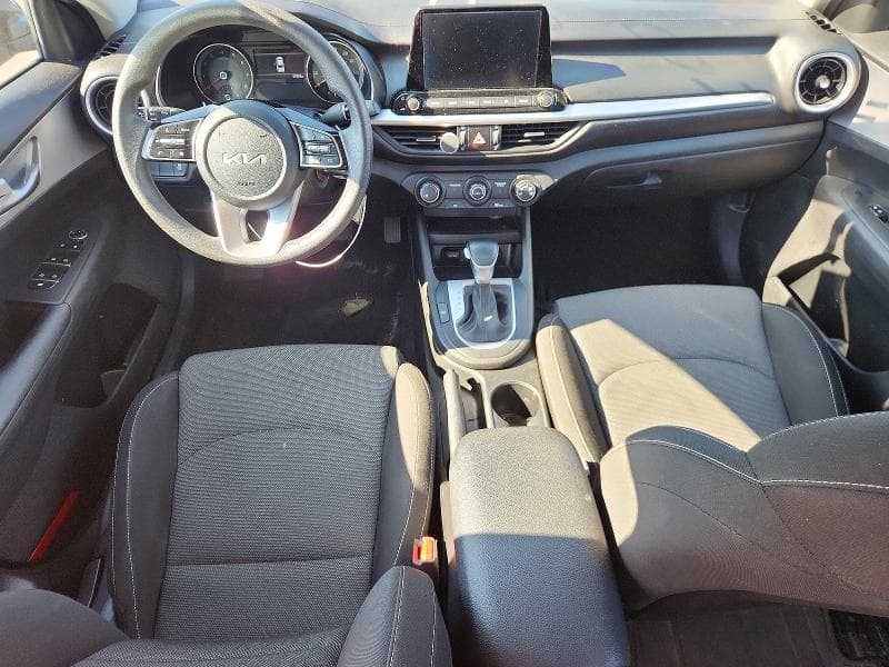 2023 KIA FORTE LXS 8
