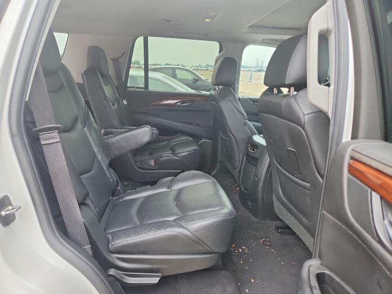 2018 CADILLAC ESCALADE LUXURY 11