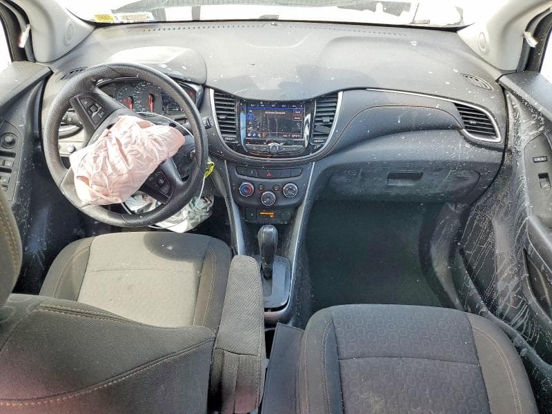 2021 CHEVROLET TRAX LS 8