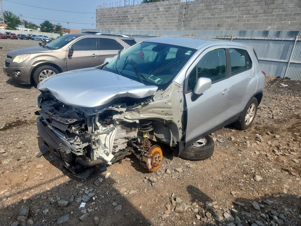 2018 CHEVROLET TRAX LS - 1