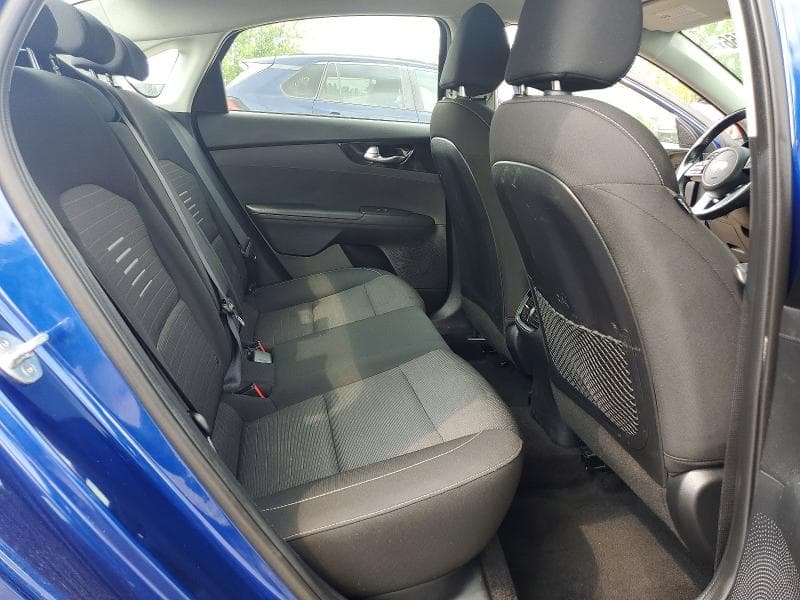2021 KIA FORTE EX 10