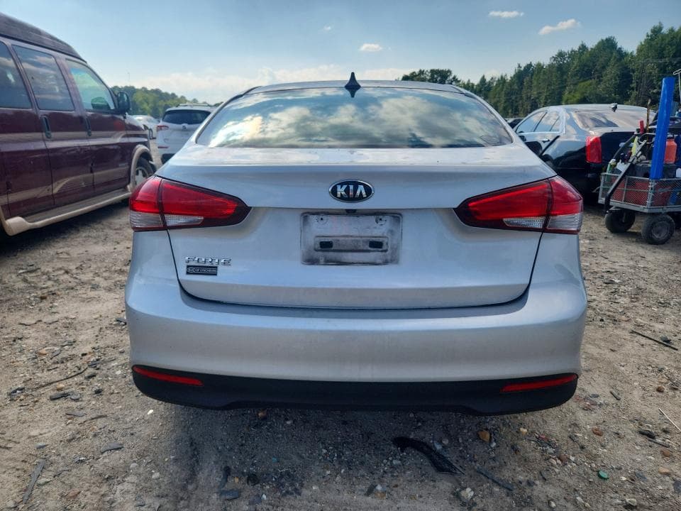 2017 KIA FORTE LX 6