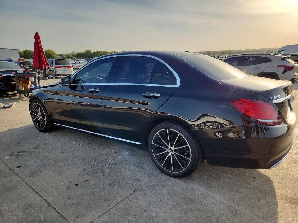 2021 MERCEDES-BENZ C 300 2