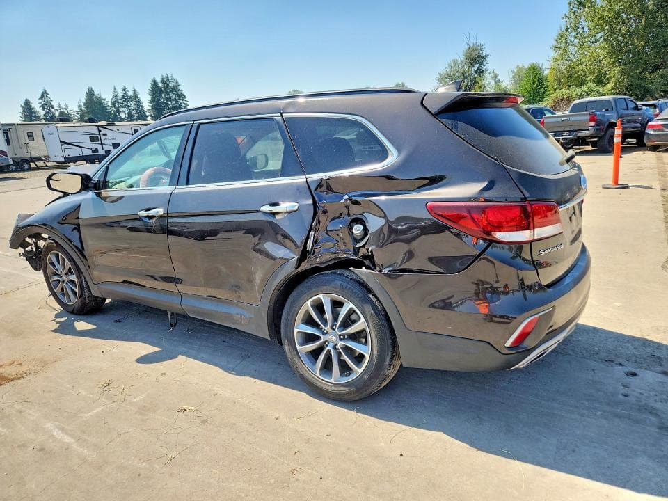 2017 HYUNDAI SANTA FE SE 2